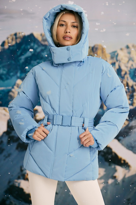 Oversized Quilted Hooded Ski Jacket in Ice Blue - UK Size:L